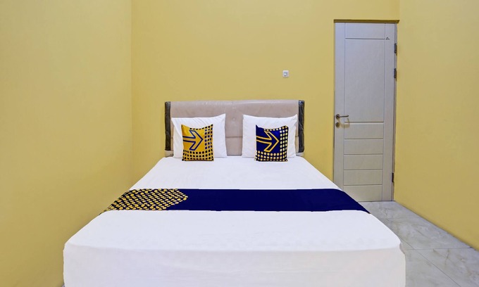Surabaya Hotel | Hotel O Raffa Residence Syariah