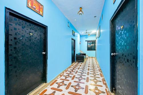 Faridabad Hotel | Hotel O Red Rock