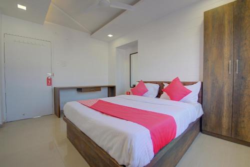 Pune Hotel | Hotel O RK's Regency Near Navale Hospital Back Gate