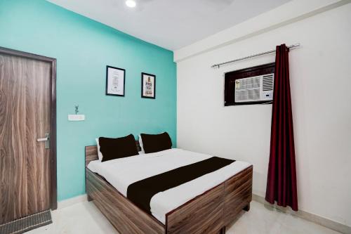Sainik Farm Hotel | Hotel O Shivam Residency