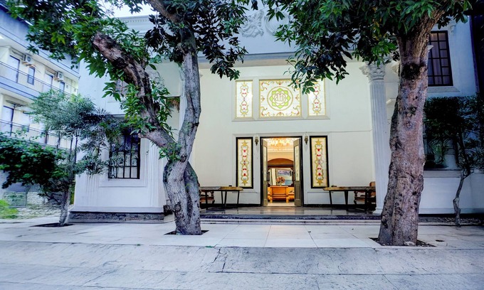 North Cirebon Hotel | Hotel O Stasiun Cirebon Kejaksan Near Alun Alun Cirebon Formerly Family Homestay