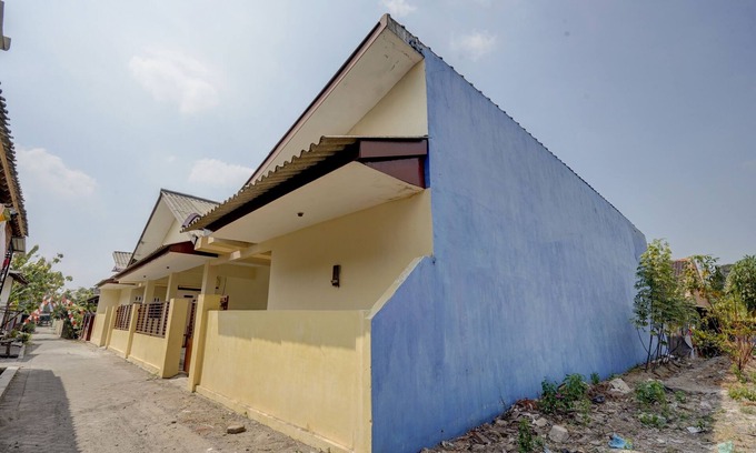 Prigen Hotel | Hotel O Sunyoto Homestay Syariah