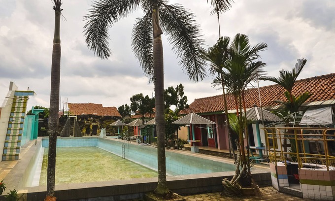 Banjar Hotel | Hotel O Villa Tirta Melati Syariah