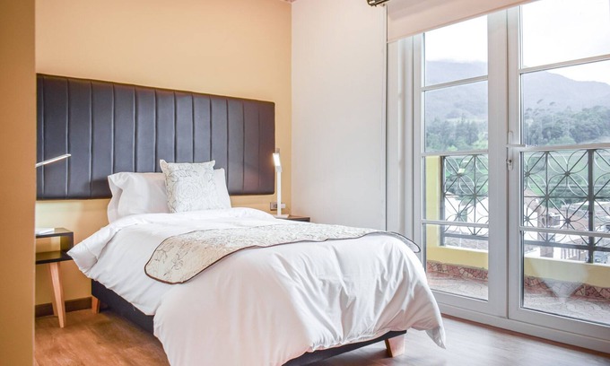 Gambita Hotel | HOTEL ORIGENES ARCABUCO