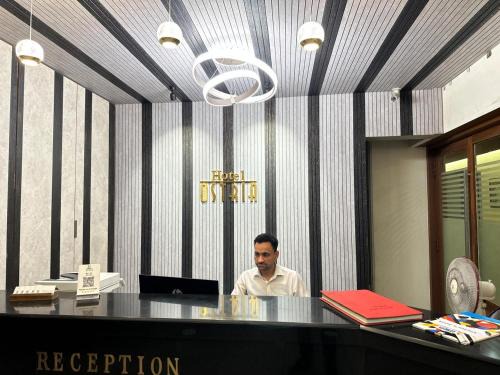 Surat Hotel | HOTEL OSTRIA