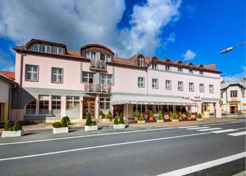 Velke Losiny Hotel | Hotel Pizzeria Istria