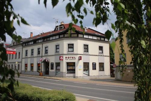Sumperk Hotel | Hotel Pod Radnicí
