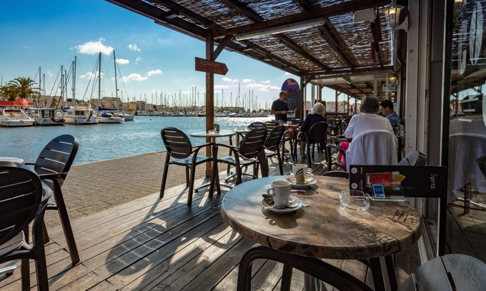 Gruissan Hotel | Hotel Port Beach