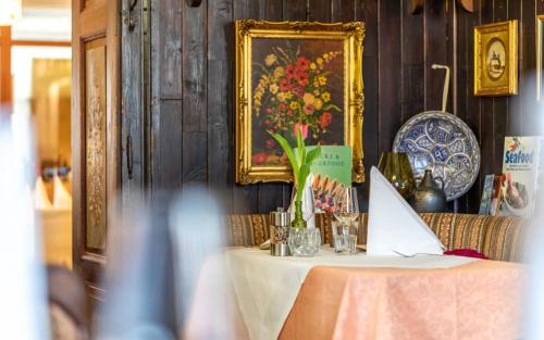 Kirchschlag in der Buckligen Welt Hotel | Hotel Post Hönigwirt