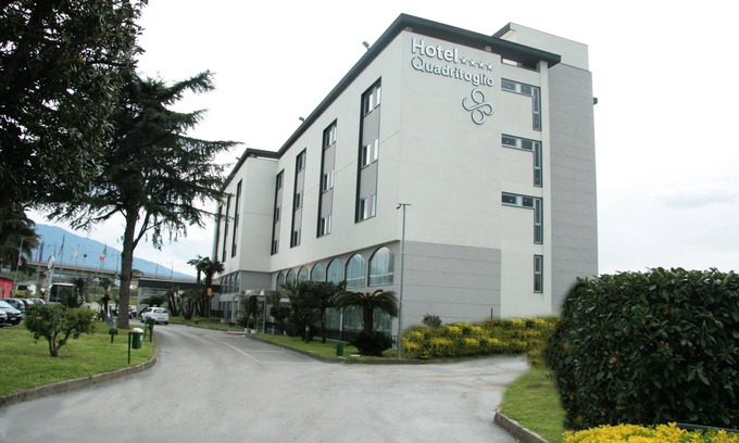 Castello di Cisterna Hotel | Hotel Quadrifoglio