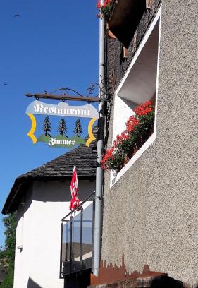 Niederwald Hotel | Hotel-Restaurant Drei Tannen