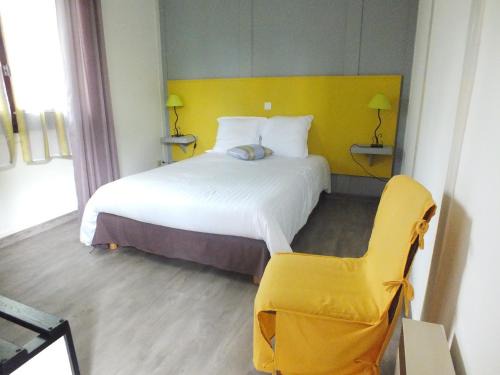 Peyrat-de-Bellac Hotel | Hotel Restaurant Le Manguier