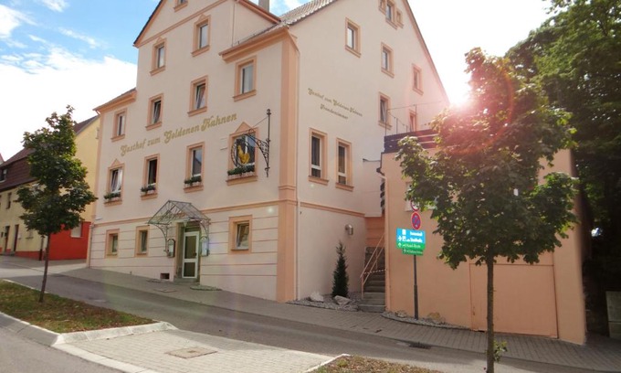 Markgroningen House | Hotel-Restaurant Zum Goldenen Hahnen