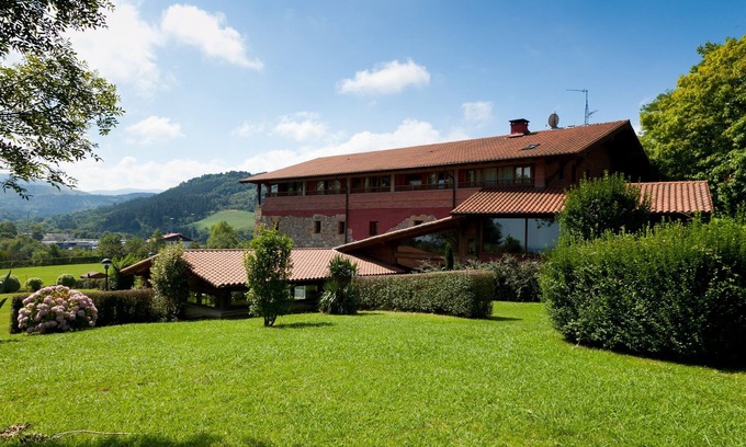 Oiartzun Hotel | Hotel Restaurante Usategieta