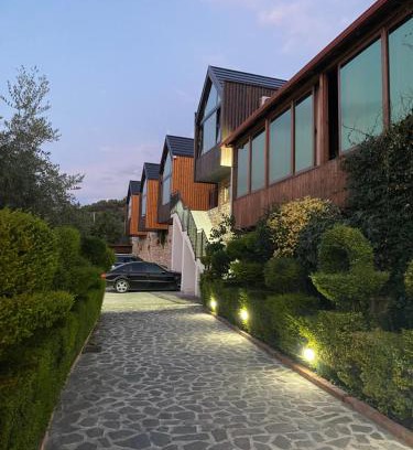 Ardenice House | Hotel & Restorant Flamuri