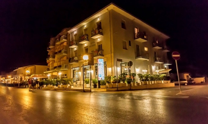 Torre Pedrera Hotel | Hotel Riccardi