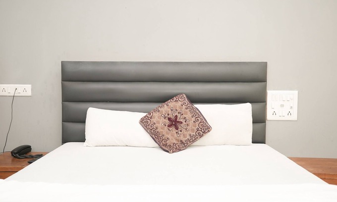 Mumbai Hotel | Hotel Royal Aqua