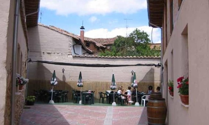 Pradanos de Ojeda House | Hotel Rural Fuente del Val