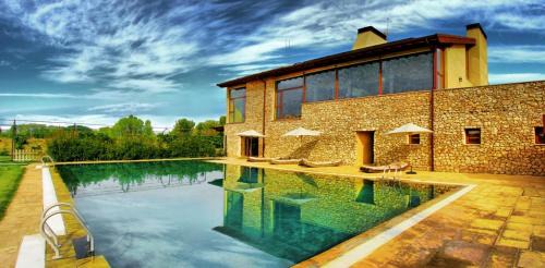 Fresnillo de las Duenas Hotel | Hotel Rural y SPA Kinedomus Bienestar