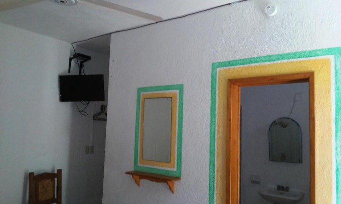 Barra de Navidad Hotel | Hotel Sarabi