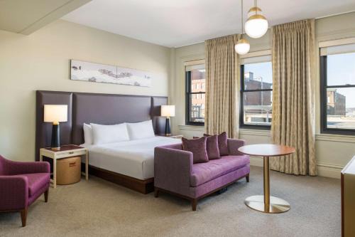 Downtown Kansas City Hotel | Hotel Savoy Kansas City, Tapestry Collection by Hilton