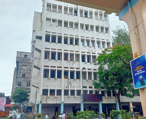 Nagpur Hotel | Hotel Skylark