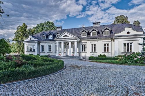Lesna Podlaska Hotel | Hotel&SPA Dwór Droblin