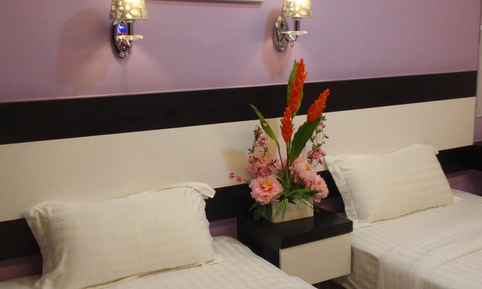 Taman Mahajaya Hotel | Hotel Star Moon