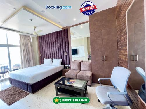 Puri Hotel | Hotel TBS - all-rooms-sea view, Swimming-pool, fully-air-conditioned-hotel with-lift-and-parking-facility breakfast-included