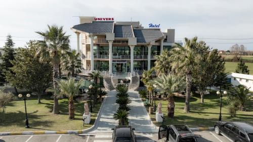 Kurbin Hotel | Hotel Univers Laç