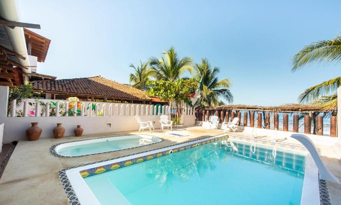 Barra de Potosi Hotel | Hotel Vista Guamilule