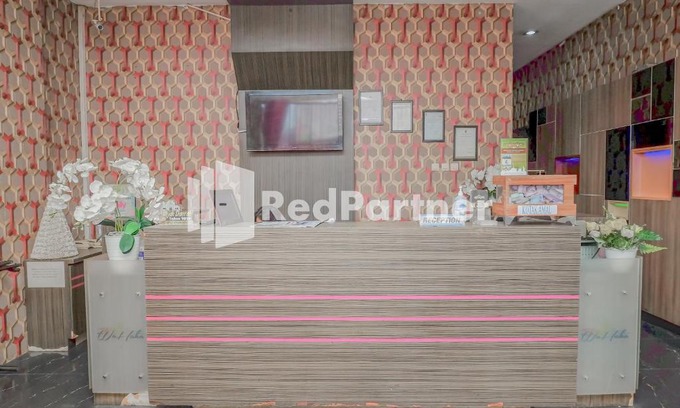 West Cirebon Hotel | Hotel Wahaha RedPartner