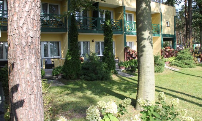 Turawa Resort | Hotel Zielony & OW Borowik & Pensjonat Manhattan - Centrum Rekreacji i Wypoczynku GASTROTUR