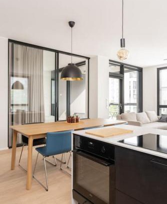 Tampere Apartment | Hotellitason kodikas 90 m2 huoneisto