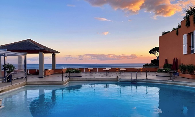 Arenzano Hotel | Hotiday Room Collection - Arenzano