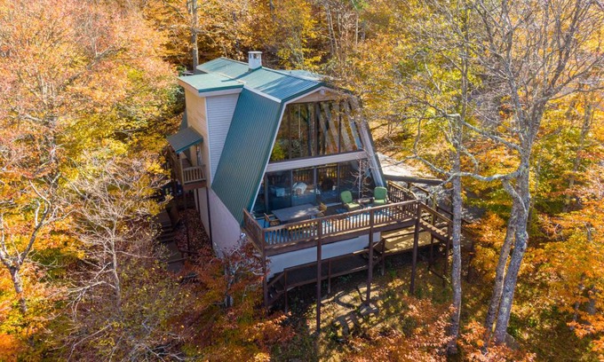 Beech Mountain House | House ∙ 3 bedrooms ∙ 9 guests