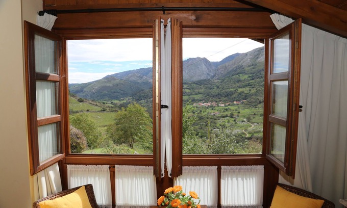 Panes Cottage | HOUSE BELOW, HOUSE BELOW