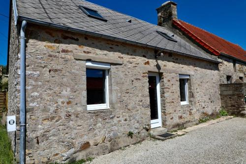 Les Moitiers-d'Allonne House | House between Land and Sea