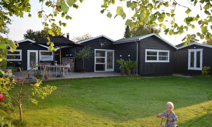Solrød Kommune House | House by the beach 25 minutes from Copenhagen