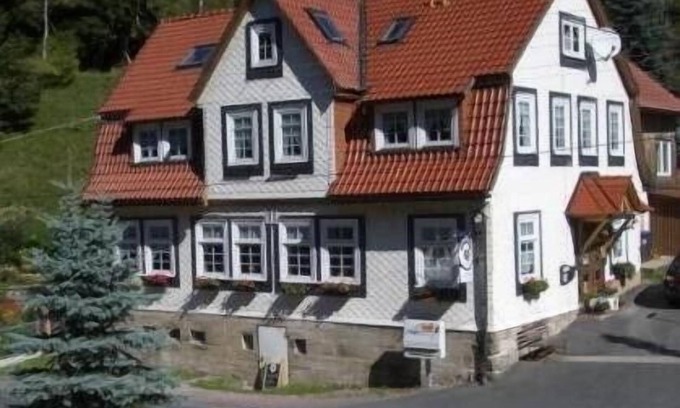 Tellerhammer House | House (former inn) suitable for up to 24 people for summer and winter!