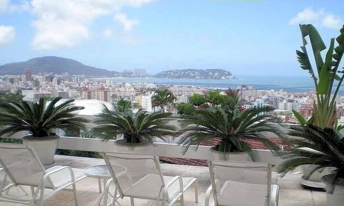 Jardim Praiano House | House Guarujá Enseada