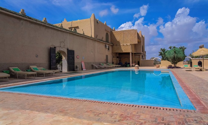 Ahmar Laglalcha House | House in a traditional riad with swimming pool in 21 ha of greenery