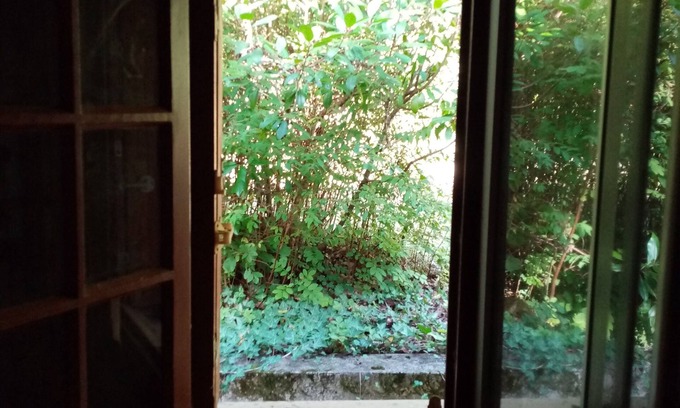 Saint-Julien-le-Petit House | House in a large green setting