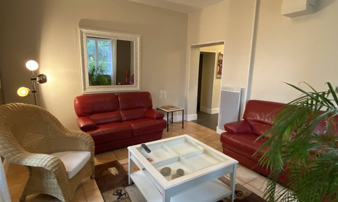 Jars House | House in the heart of a small village in Sancerrois