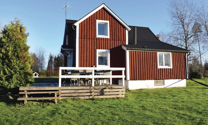 Lonashult House | House in undisturbed location in the forest, near Lönashult.