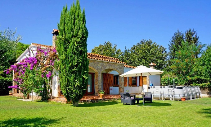 Pelacalc House | House in Viladamat with pool on the Costa Brava