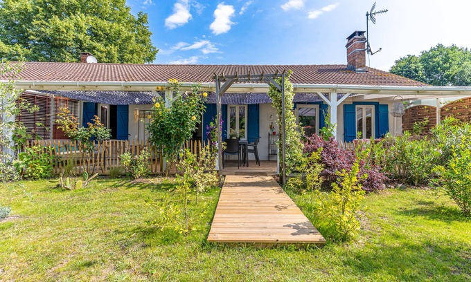 Pontenx-les-Forges House | House "Location Lebellegard" with private garden and Wi-Fi