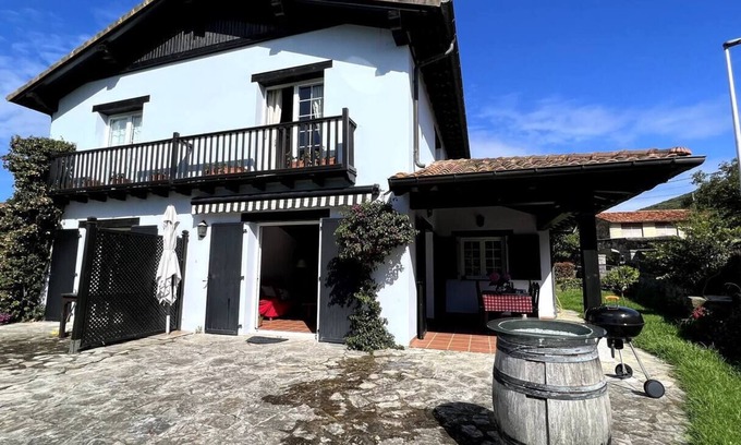 Arnuero House | House Mar (Arnuero - Isla - Noja) with garden