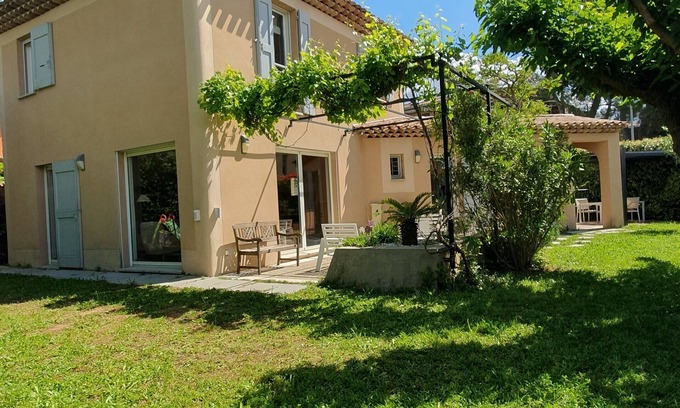 Aix-en-Provence House | House of 120m2 with swimming pool and garden 10min from the center of Aix en Provence