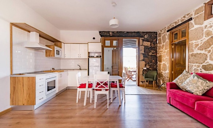 Aguimes House | House of Alberconcillos